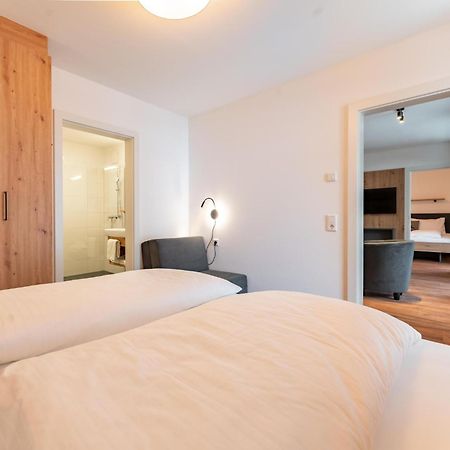 Falken Suites Top 4 Kaprun Buitenkant foto