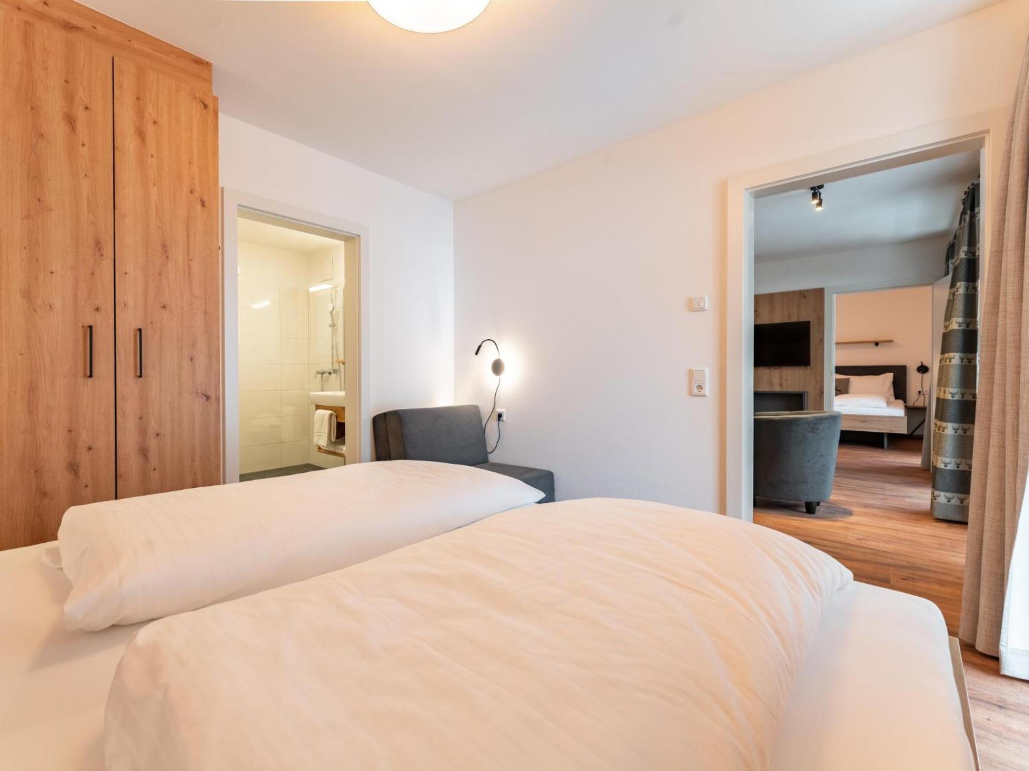 Falken Suites Top 4 Kaprun Buitenkant foto