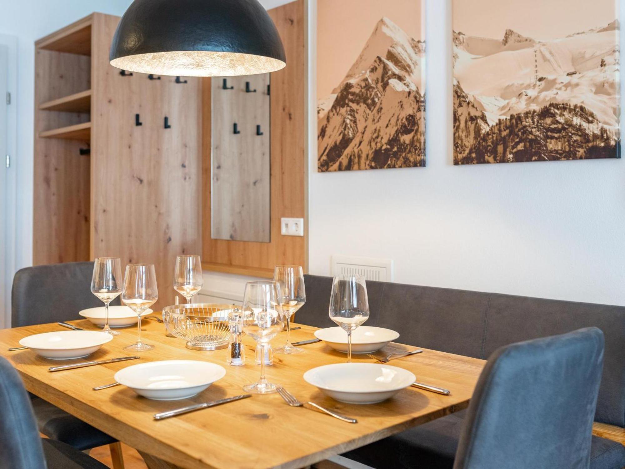 Falken Suites Top 4 Kaprun Buitenkant foto